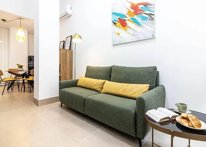 Ayala Freshapartments